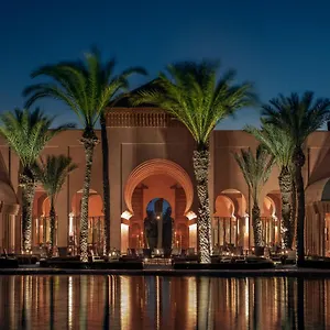 فندق امانجينا